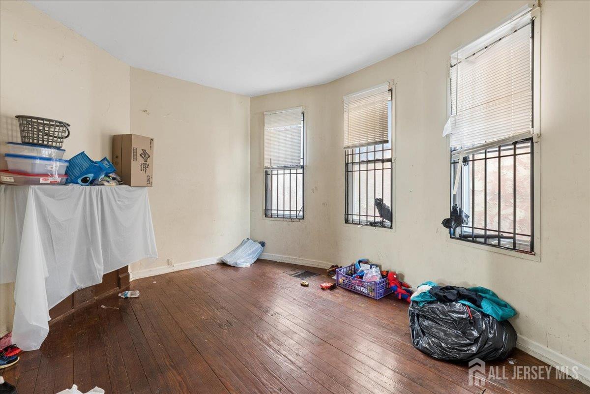 308 N 27th Street Image 3