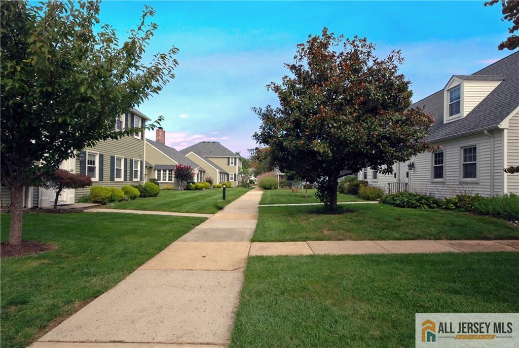 68 Gloucester Way N Image 3