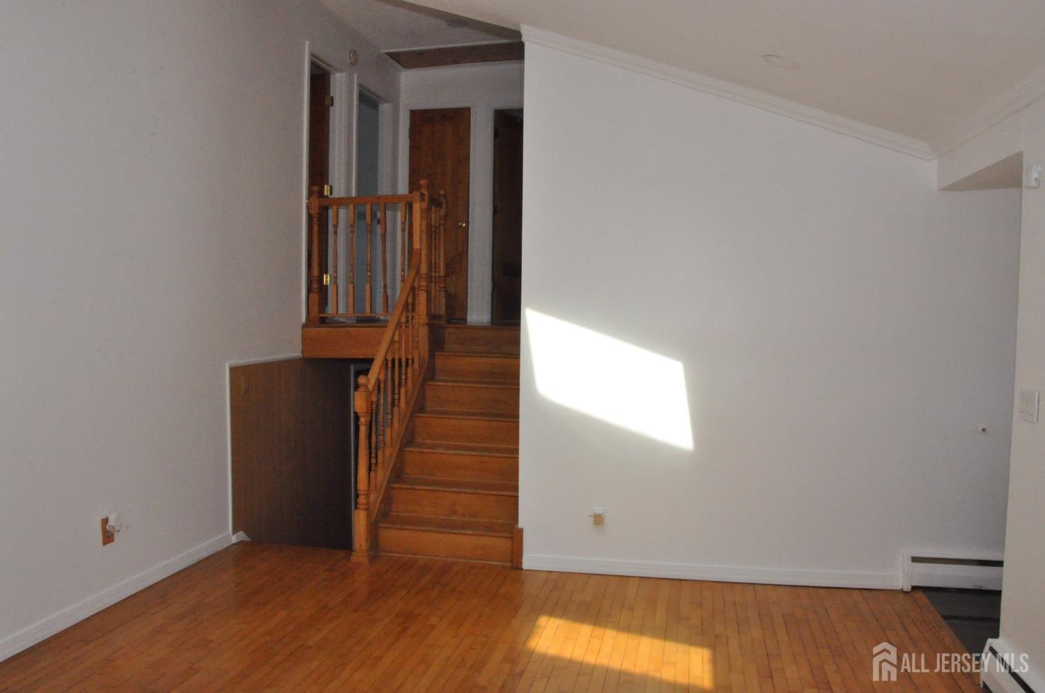 9 FLORENCE Drive, Parlin, NJ, 08859 image 32