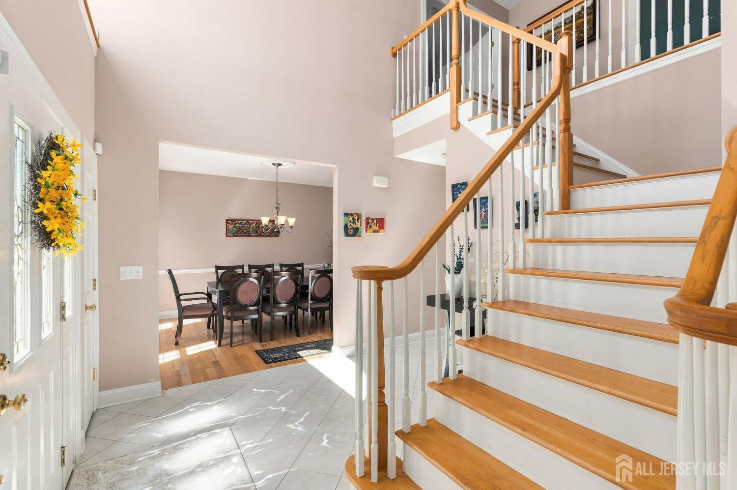 101 Churchill Avenue Image 5