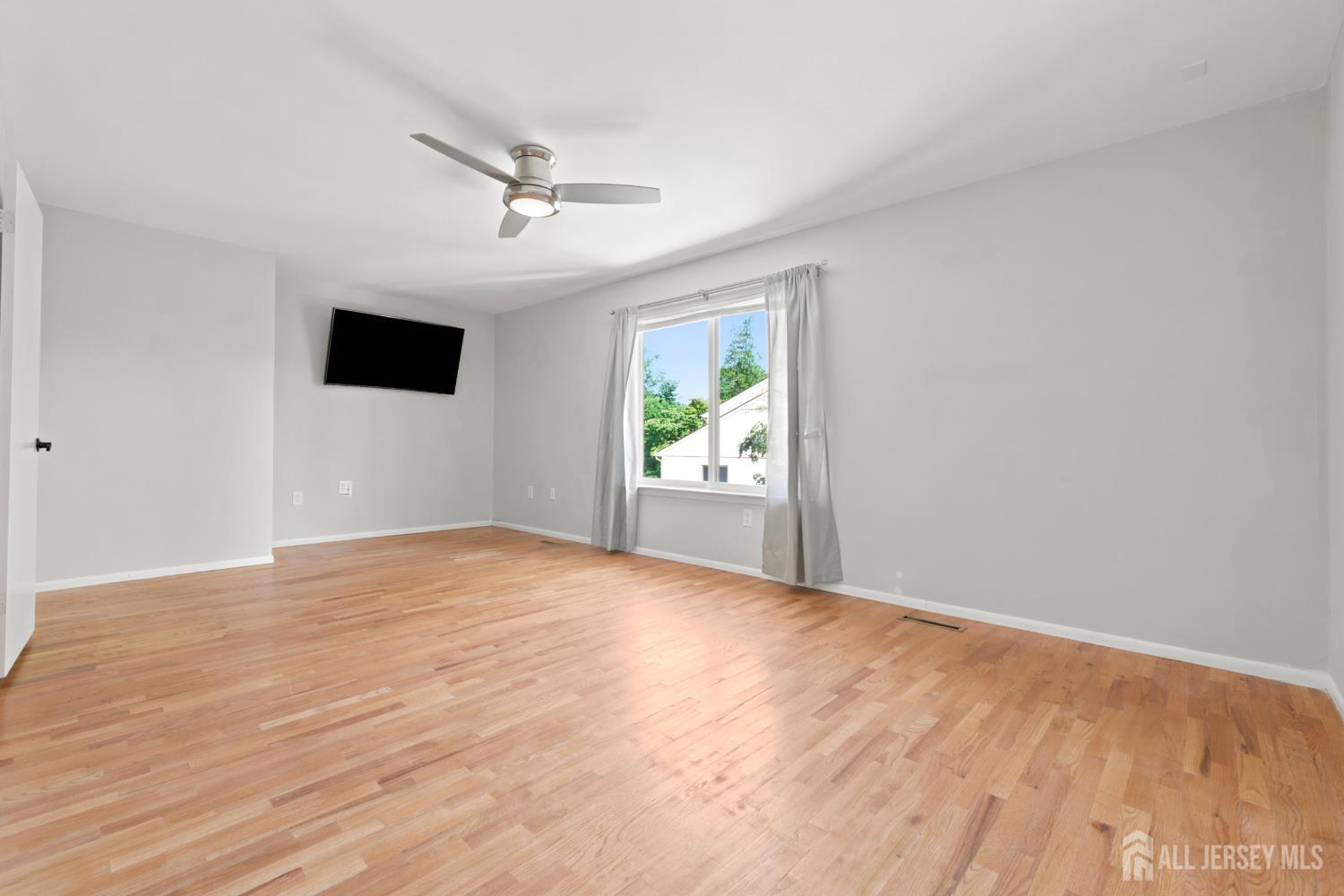 37 Irongate, Metuchen, NJ, 08840 image 24