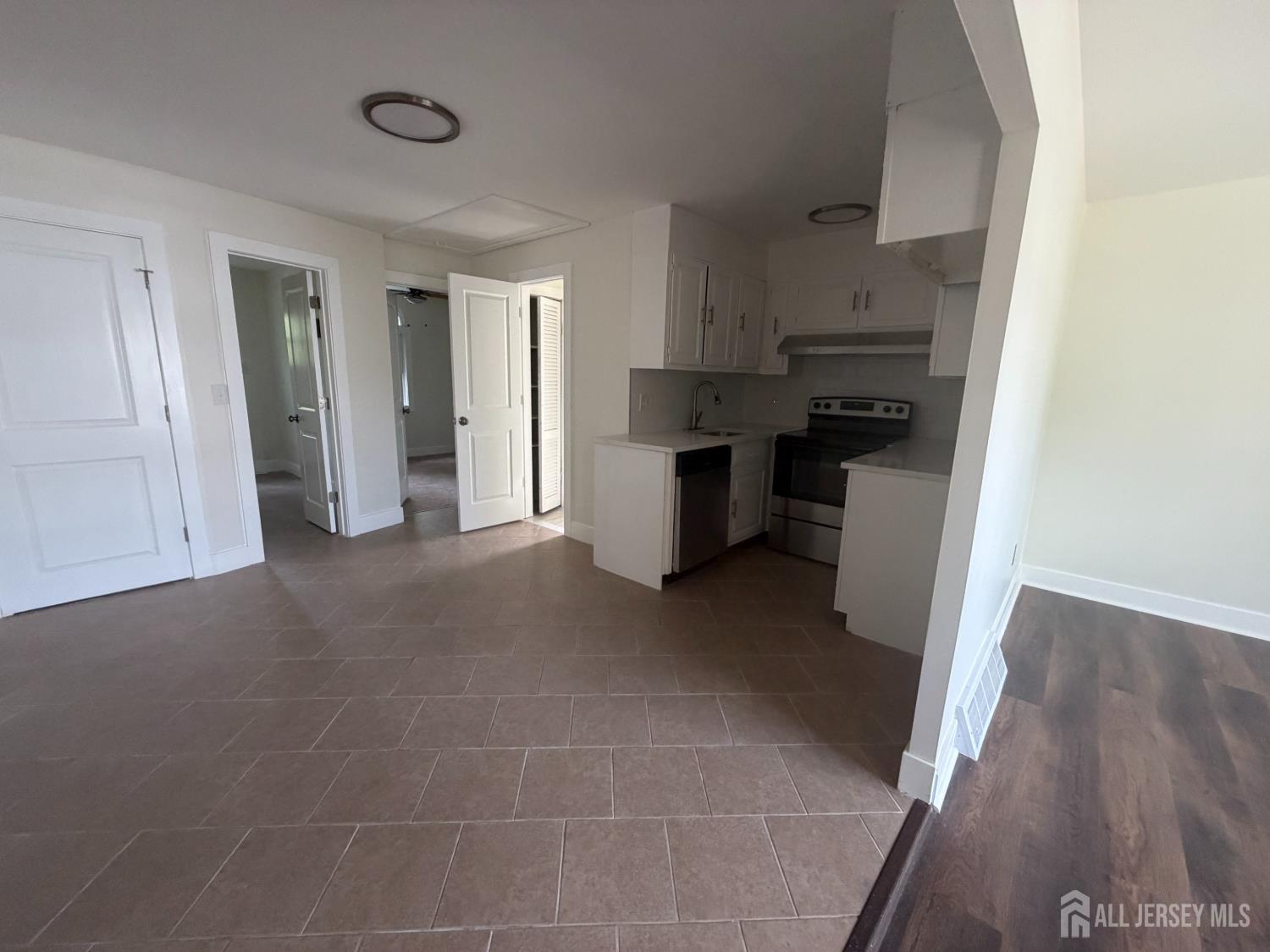 278 Outlook Boulevard, Old Bridge, NJ, 07735 image 9