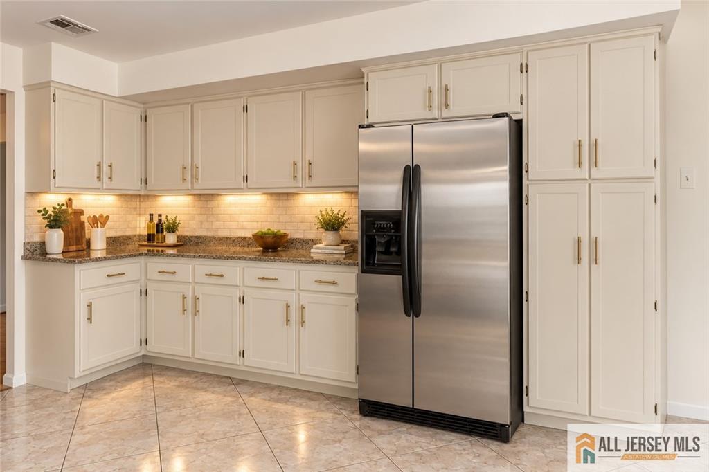 21 Eldridge Drive, East Brunswick, NJ, 08816 image 17