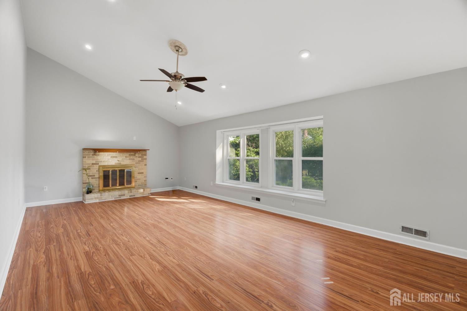 20 Franklin Drive Image 5