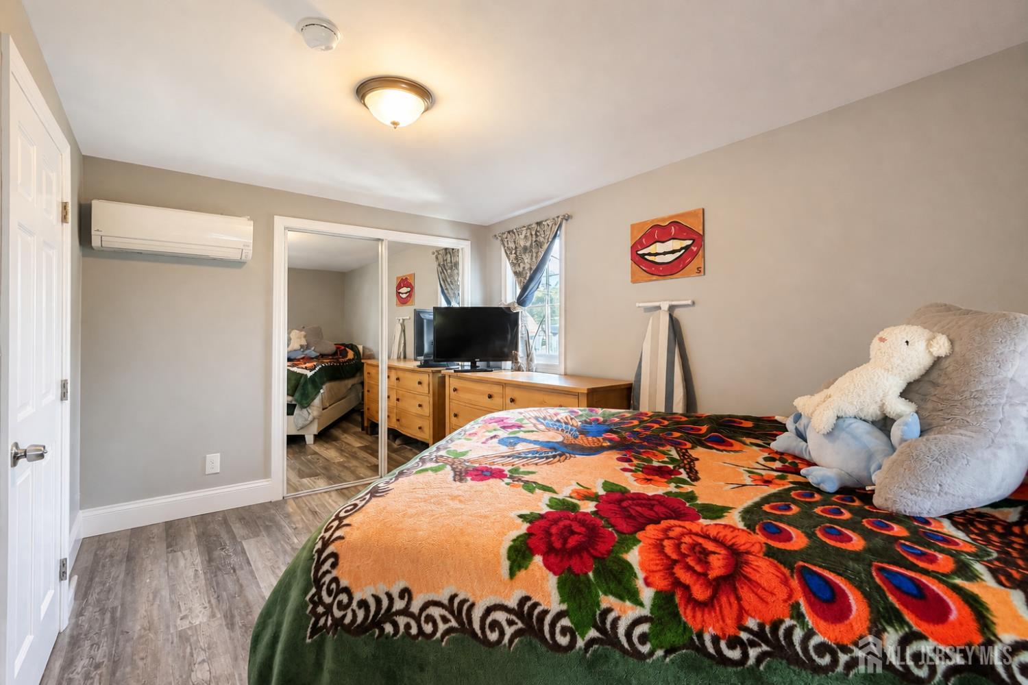 193 Old Road, Sewaren, NJ, 07077 image 32