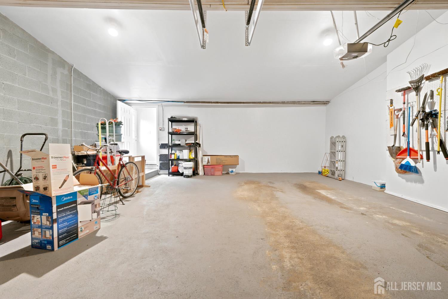 176 N Broadway Street, South Amboy, NJ, 08879 image 28