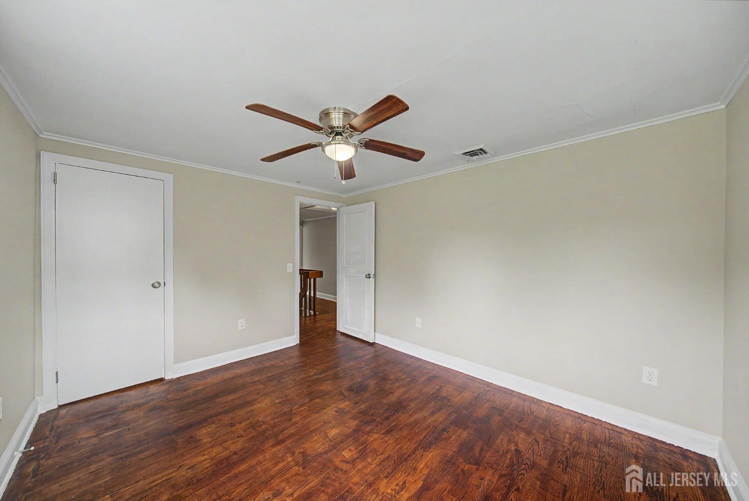 396 New Dover Road, Colonia, NJ, 07067 image 28