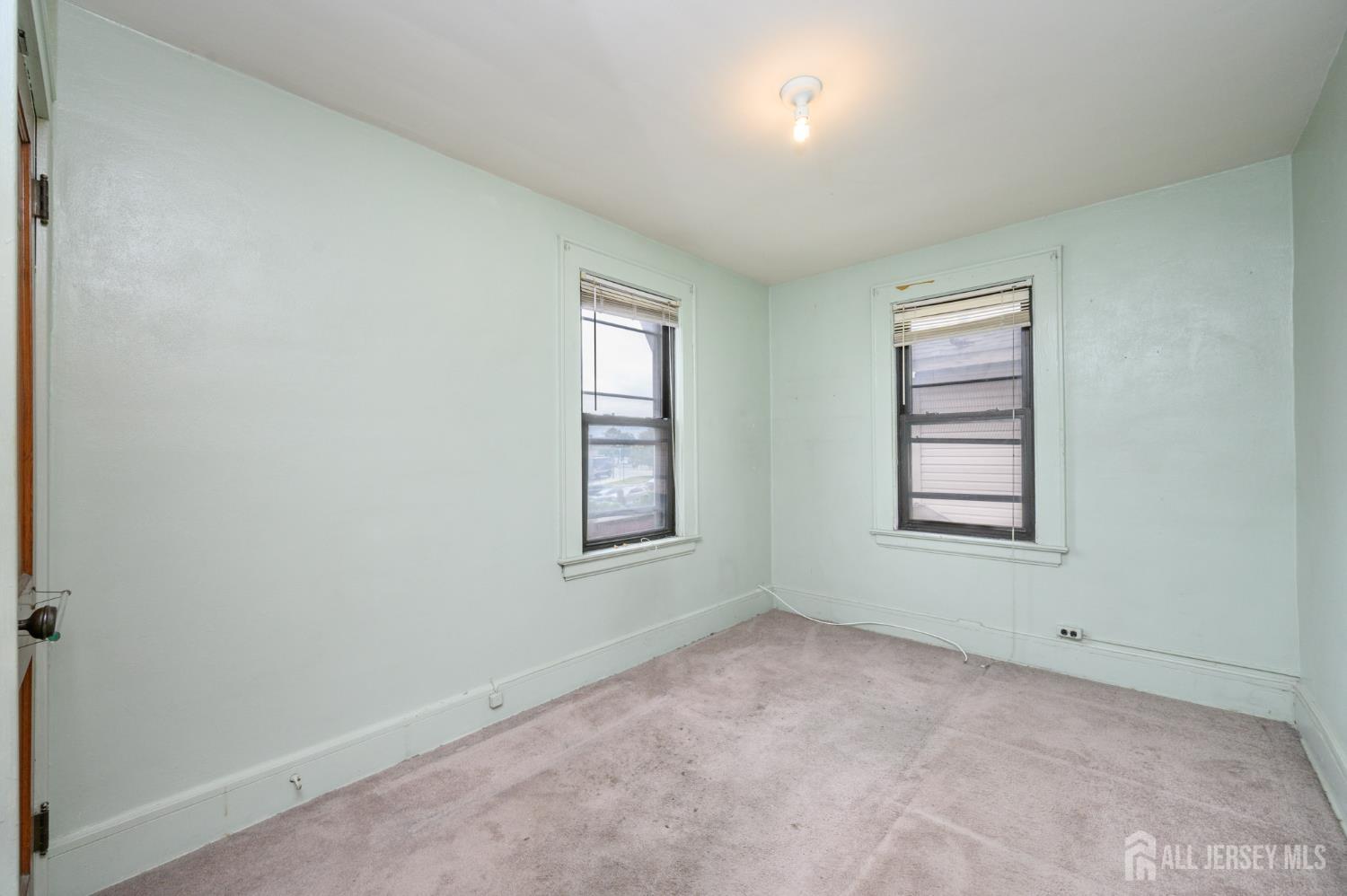 862 Gibbons Court, Elizabeth, NJ, 07202 image 18