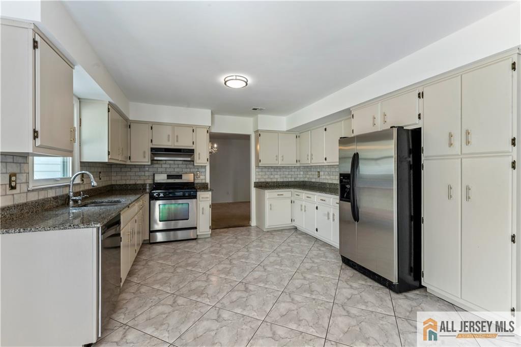 21 Eldridge Drive, East Brunswick, NJ, 08816 image 15