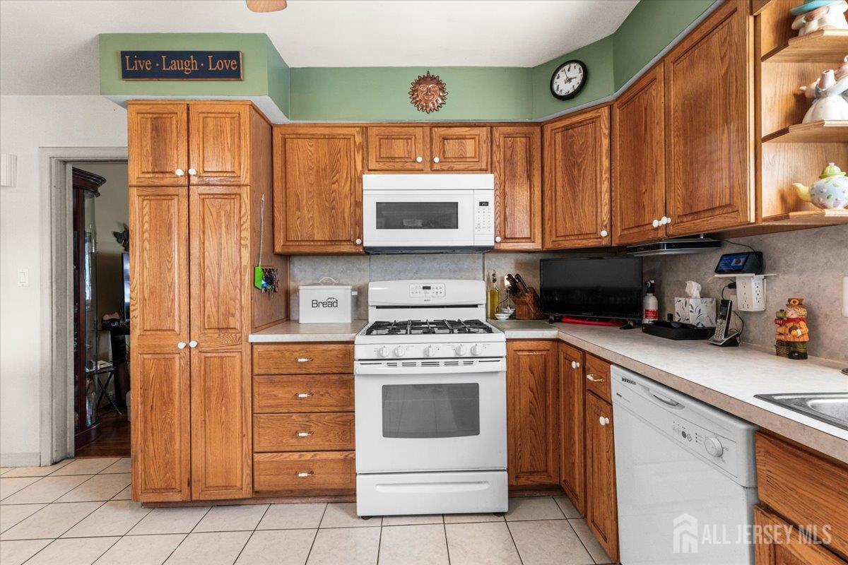 555 Main Street, Sayreville, NJ, 08872 image 11