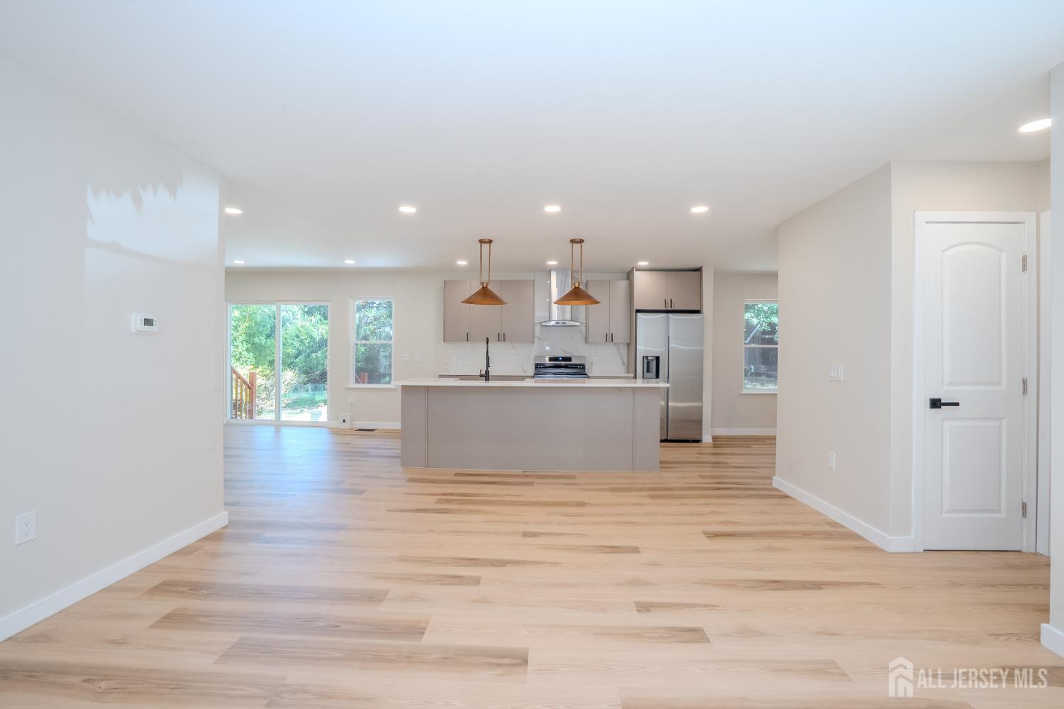 290 Fresh Ponds Road Image 3