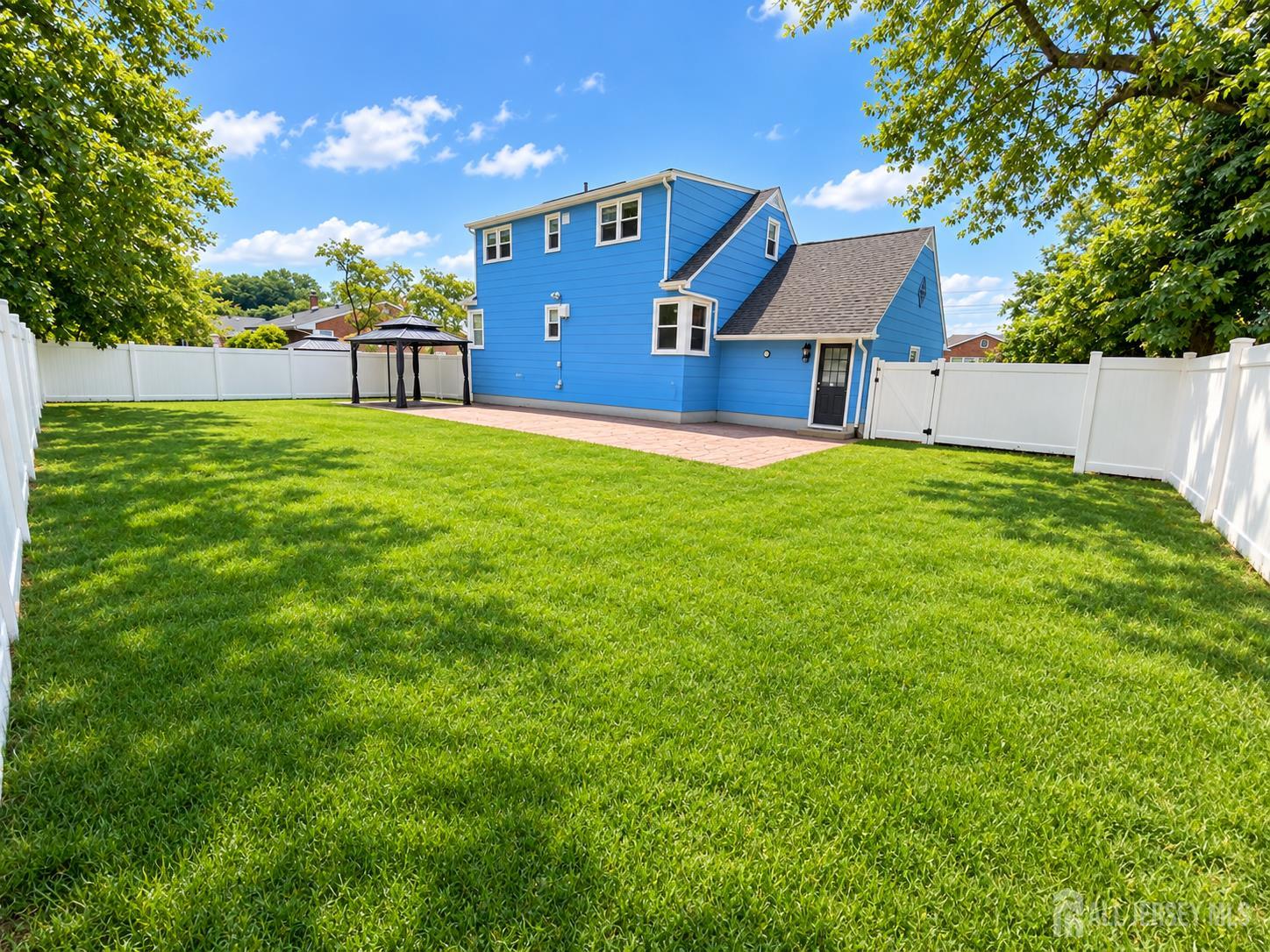 23 Cleveland Avenue Image 3