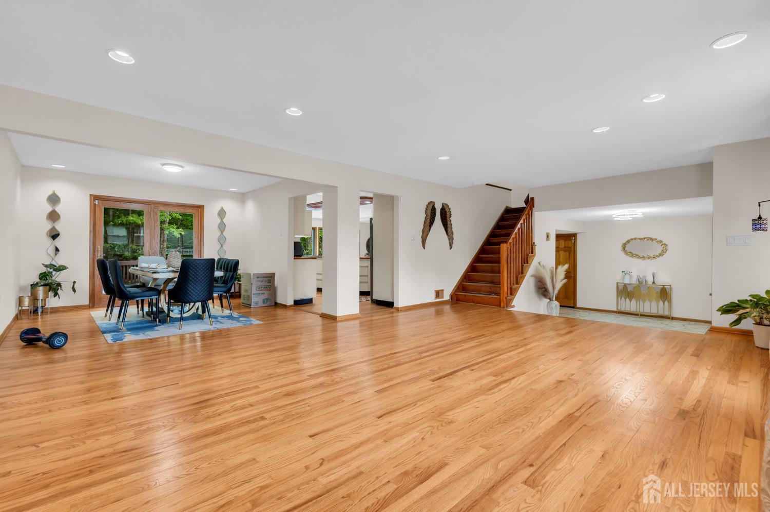 16 Woodmere Road Image 5