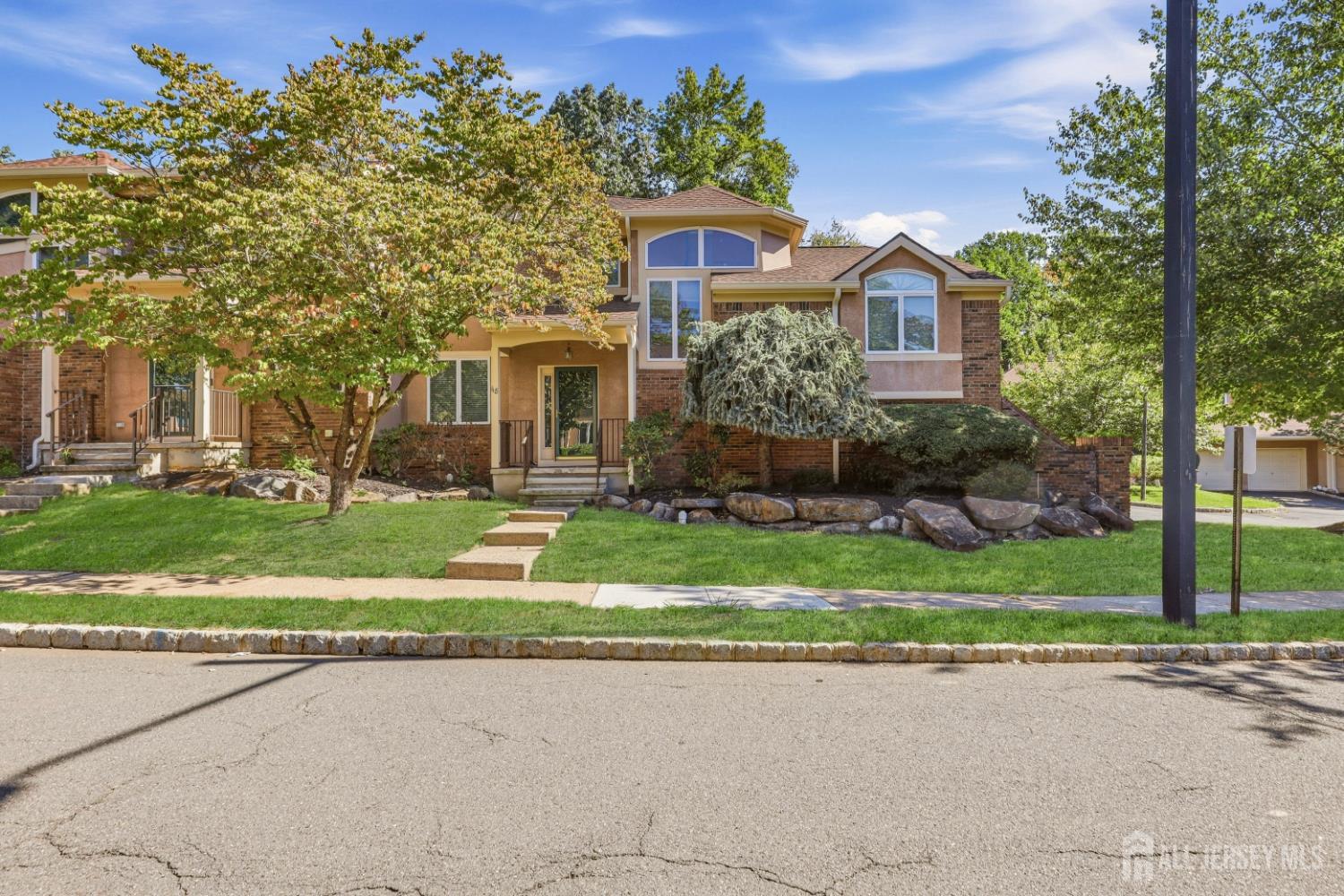 118 Kingsland Circle Image 1