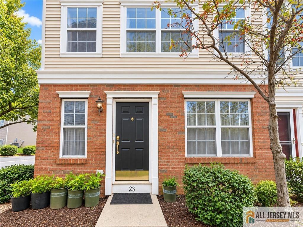 23 Giera Court Image 1