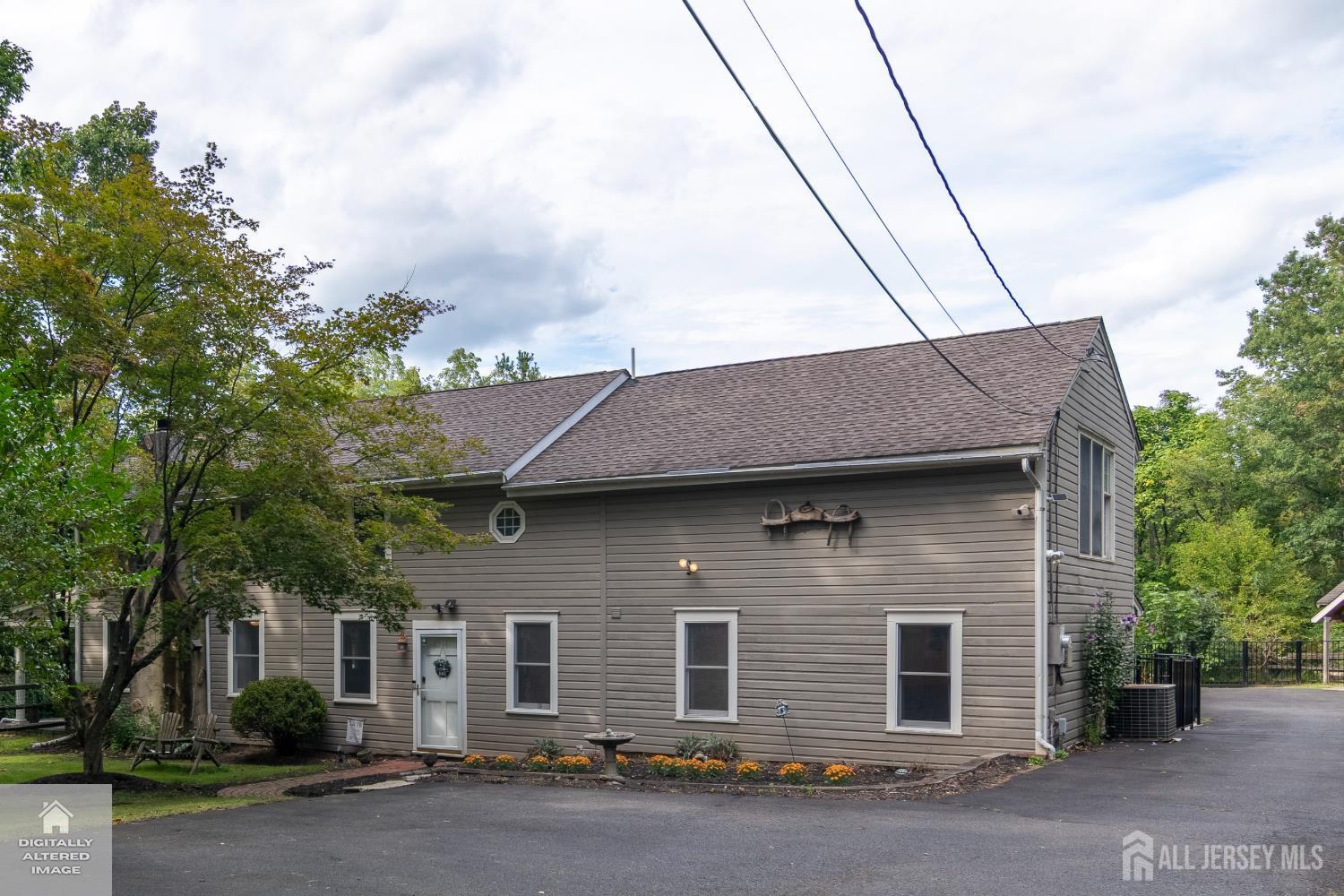 6 Dogwood Hill Image 4