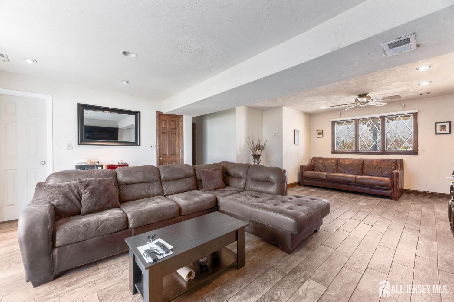 16 Wilmot Road, Sayreville, NJ, 08872 image 29