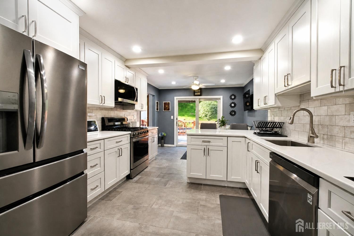 155 Washington Avenue, South Amboy, NJ, 08879 image 16