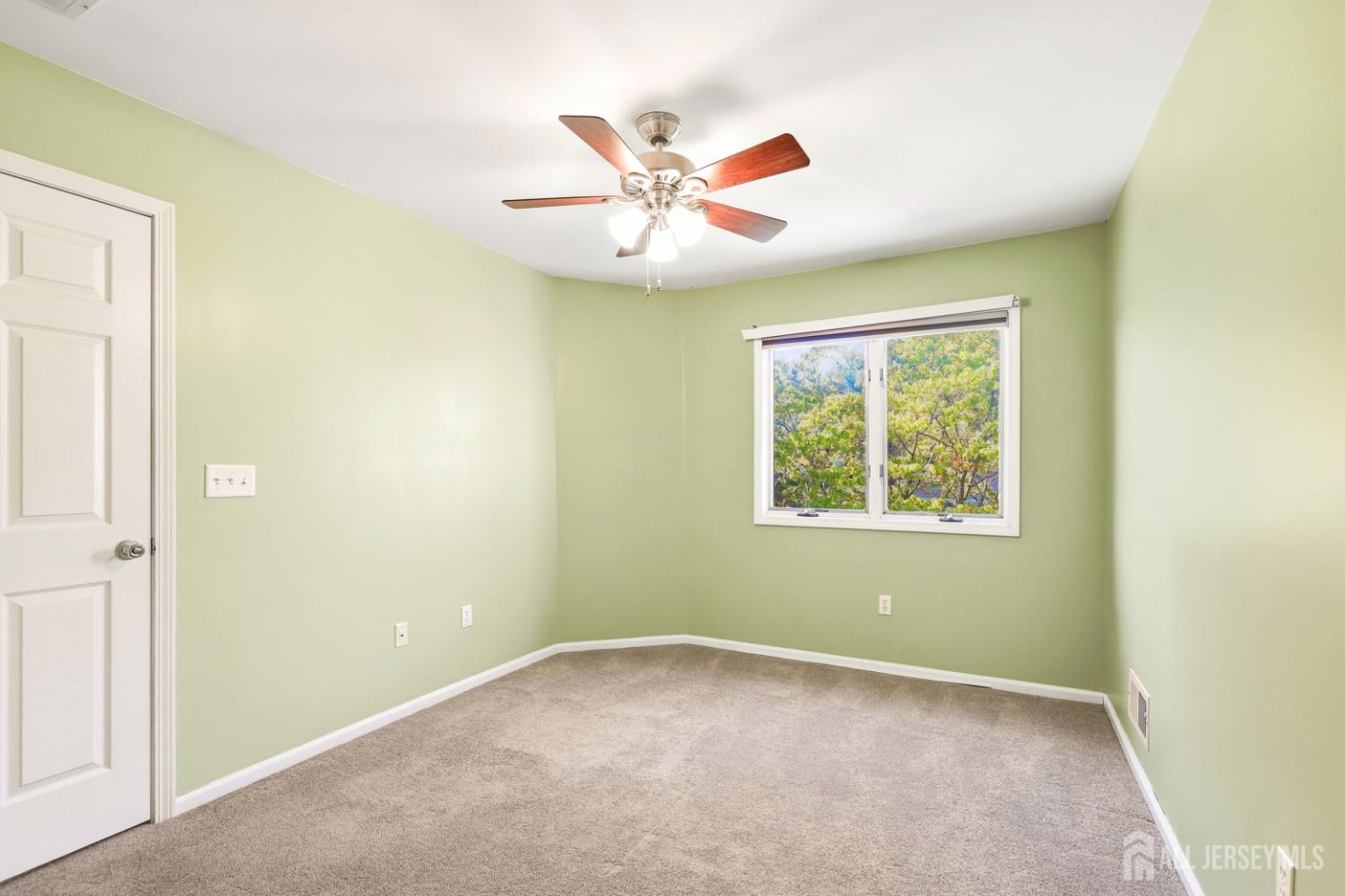118 Kingsland Circle, South Brunswick, NJ, 08852 image 36