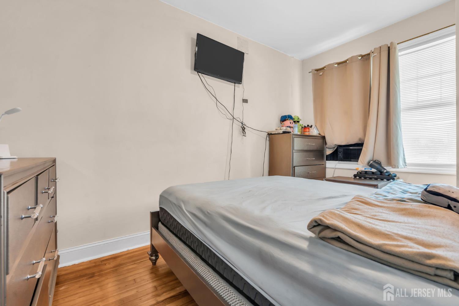 865 Birch Street, Perth Amboy, NJ, 08861 image 28
