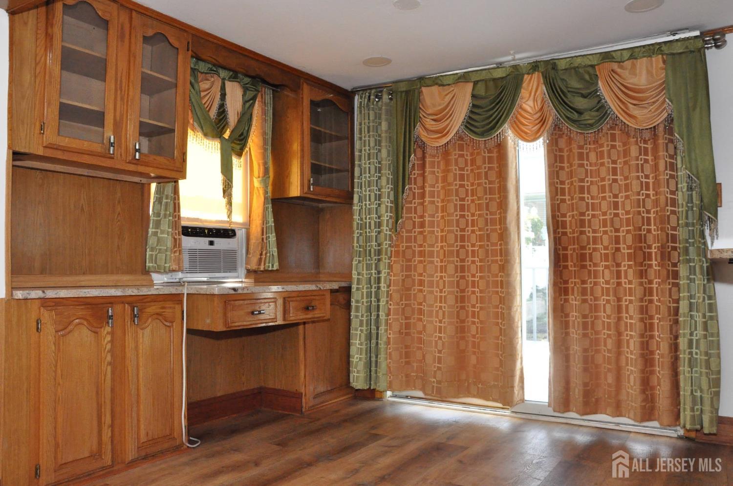 9 FLORENCE Drive, Parlin, NJ, 08859 image 31
