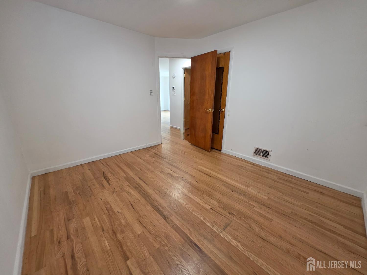 24 Louis Street, Sayreville, NJ, 08859 image 9