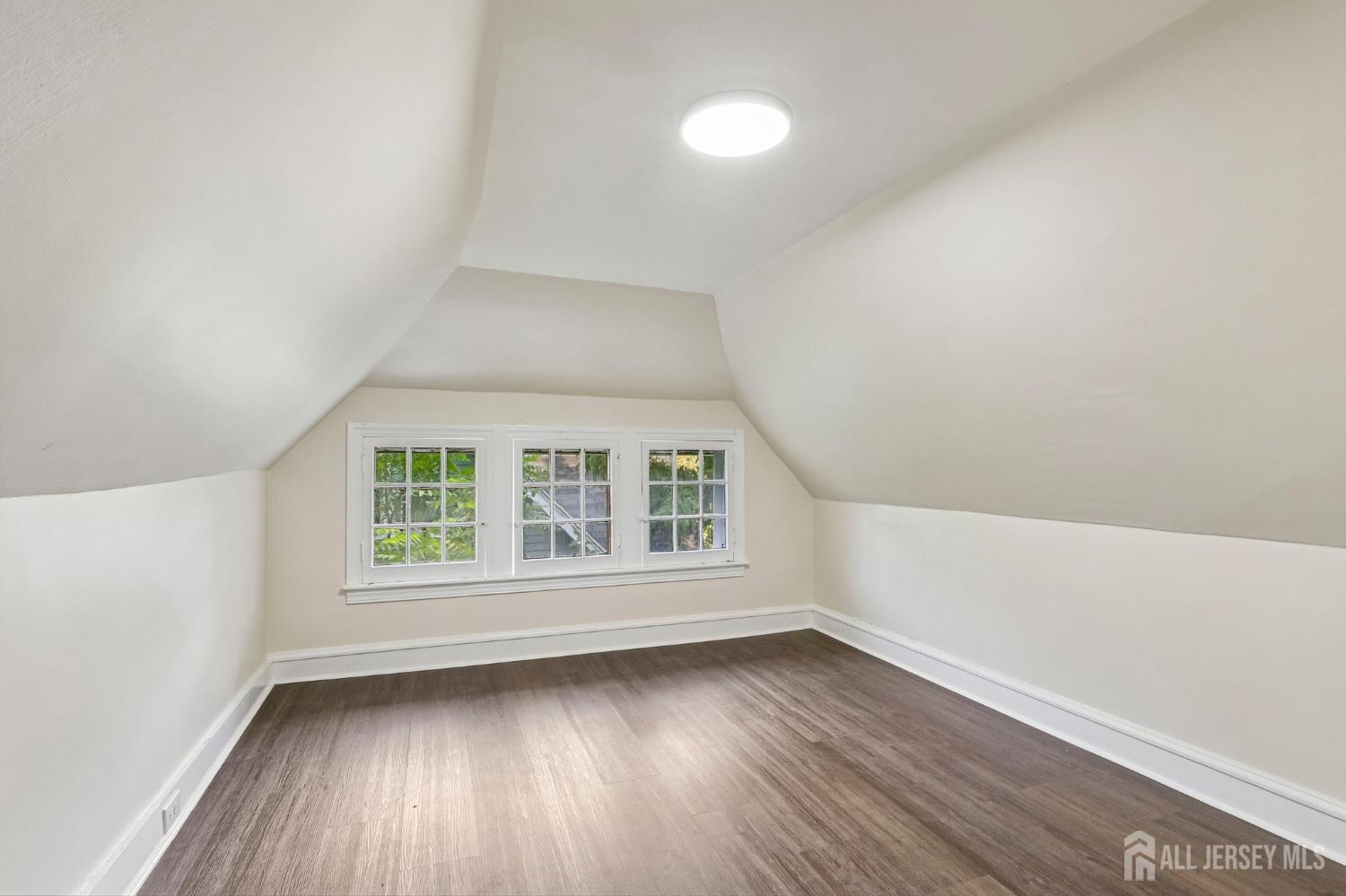 53 S Woodland Avenue, Woodbury Heights, NJ, 08096 image 11