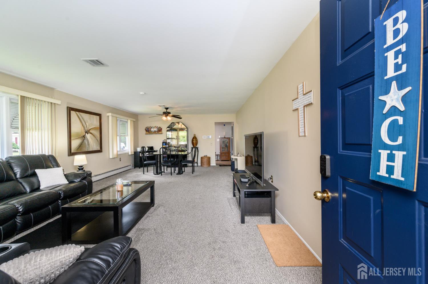 1 Selkirk Avenue Image 3