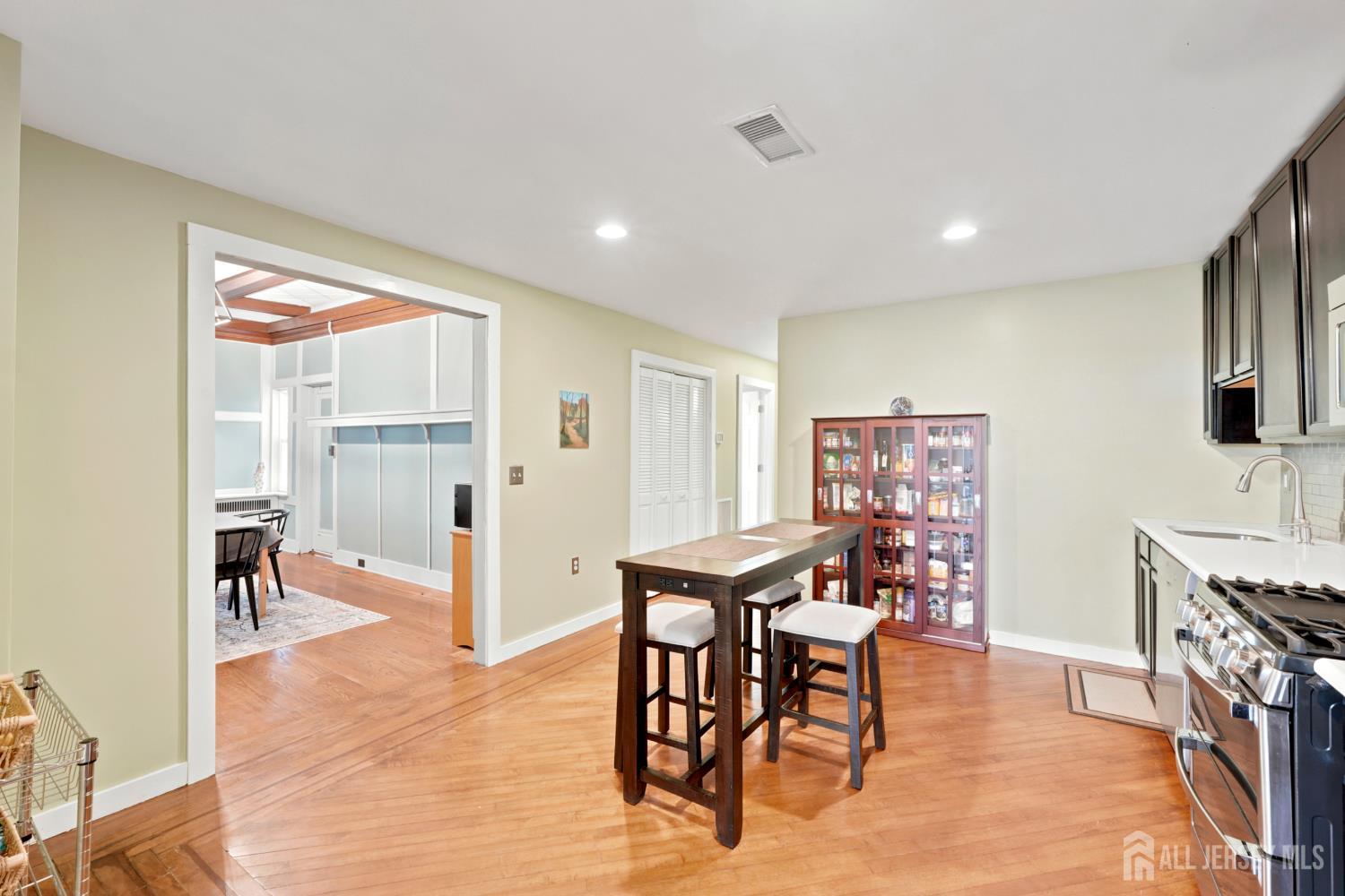 176 N Broadway Street, South Amboy, NJ, 08879 image 11