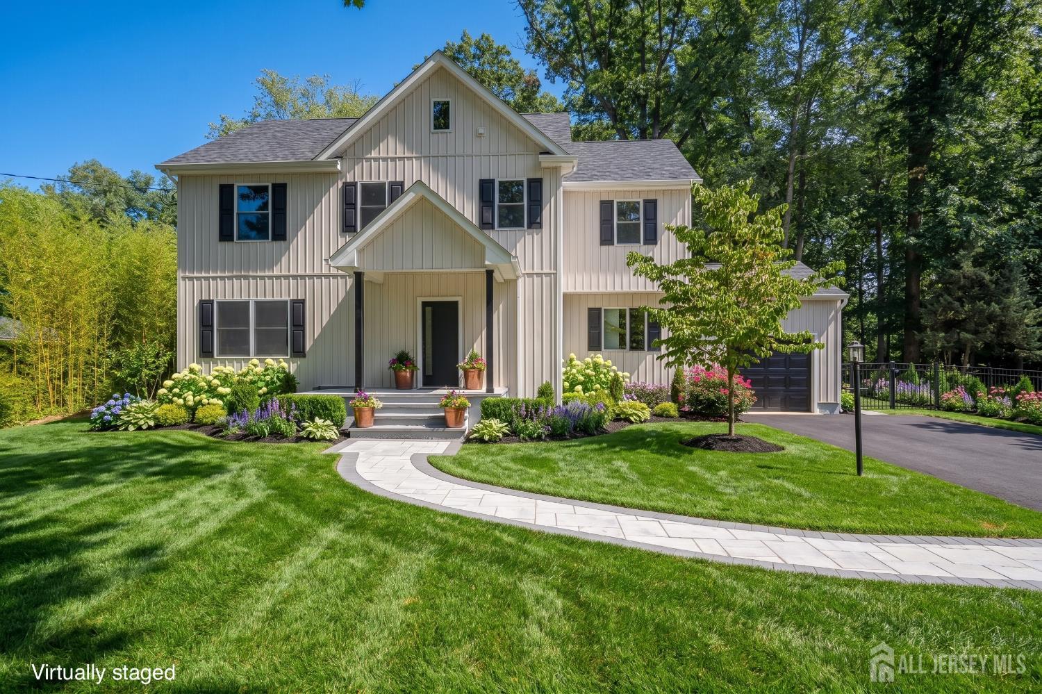 290 Fresh Ponds Road Image 2