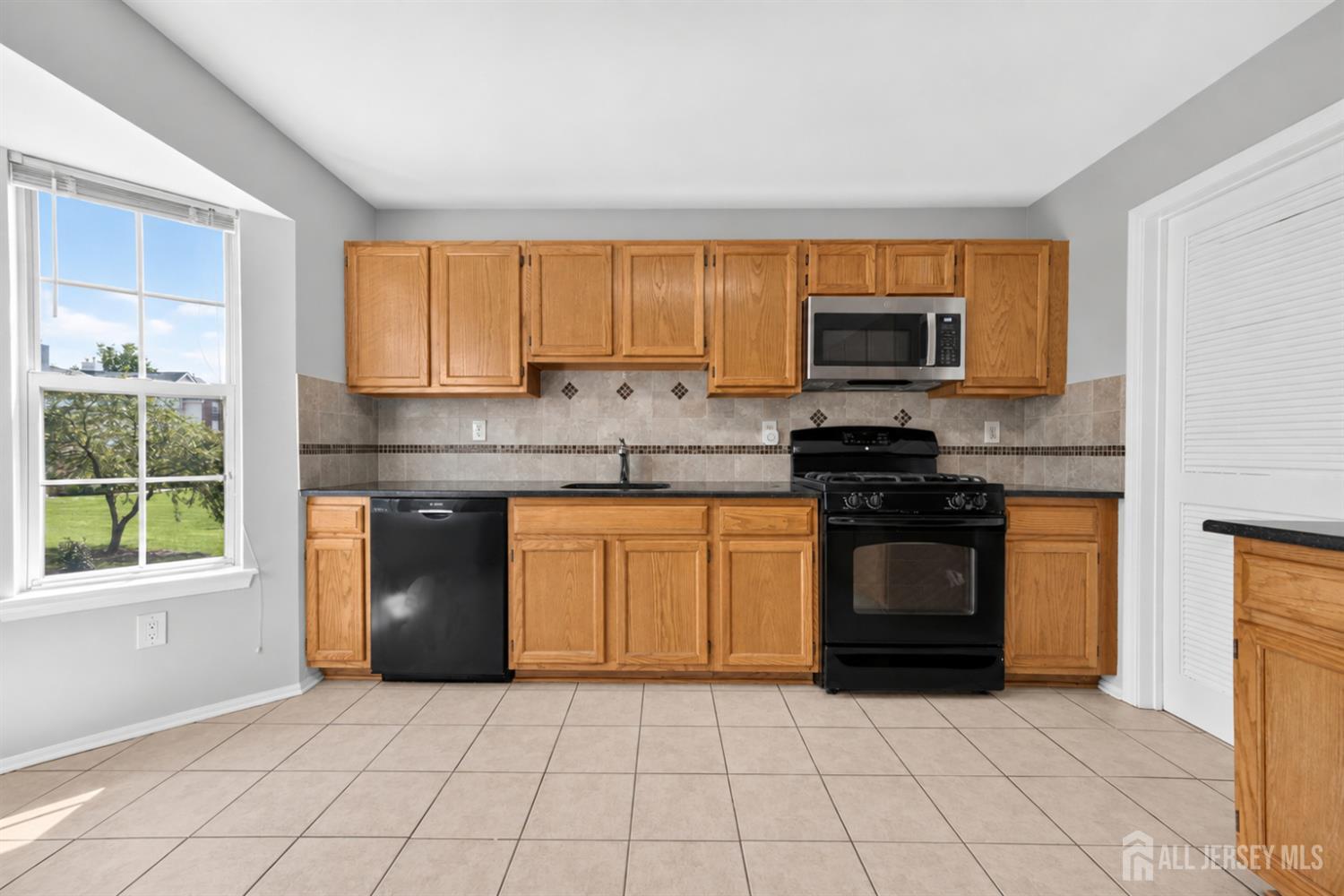 216 Copeley Way, North Brunswick, NJ, 08902 image 9