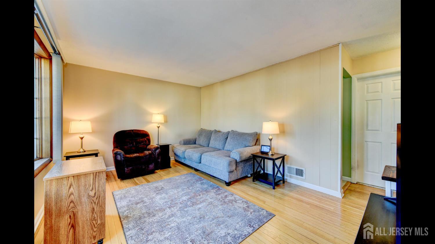 112 Madison Drive Image 3