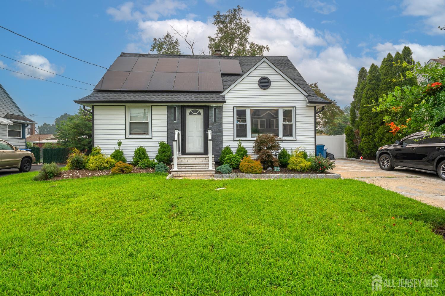 156 Baker Avenue Image 2