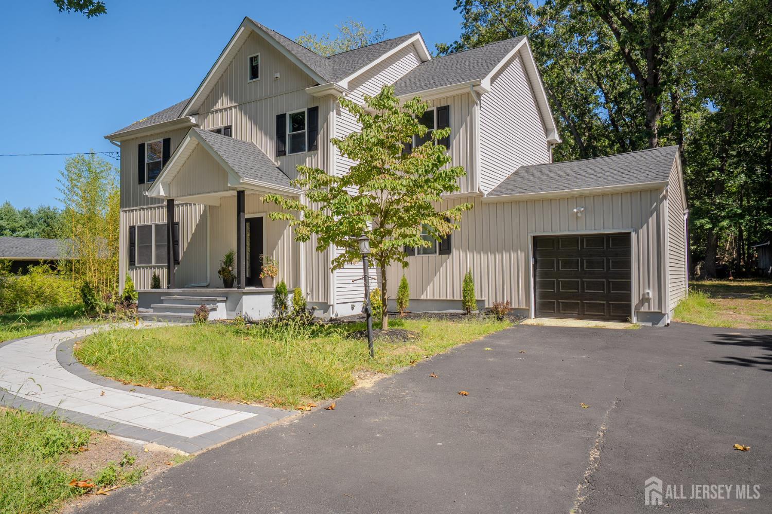 290 Fresh Ponds Road Image 2