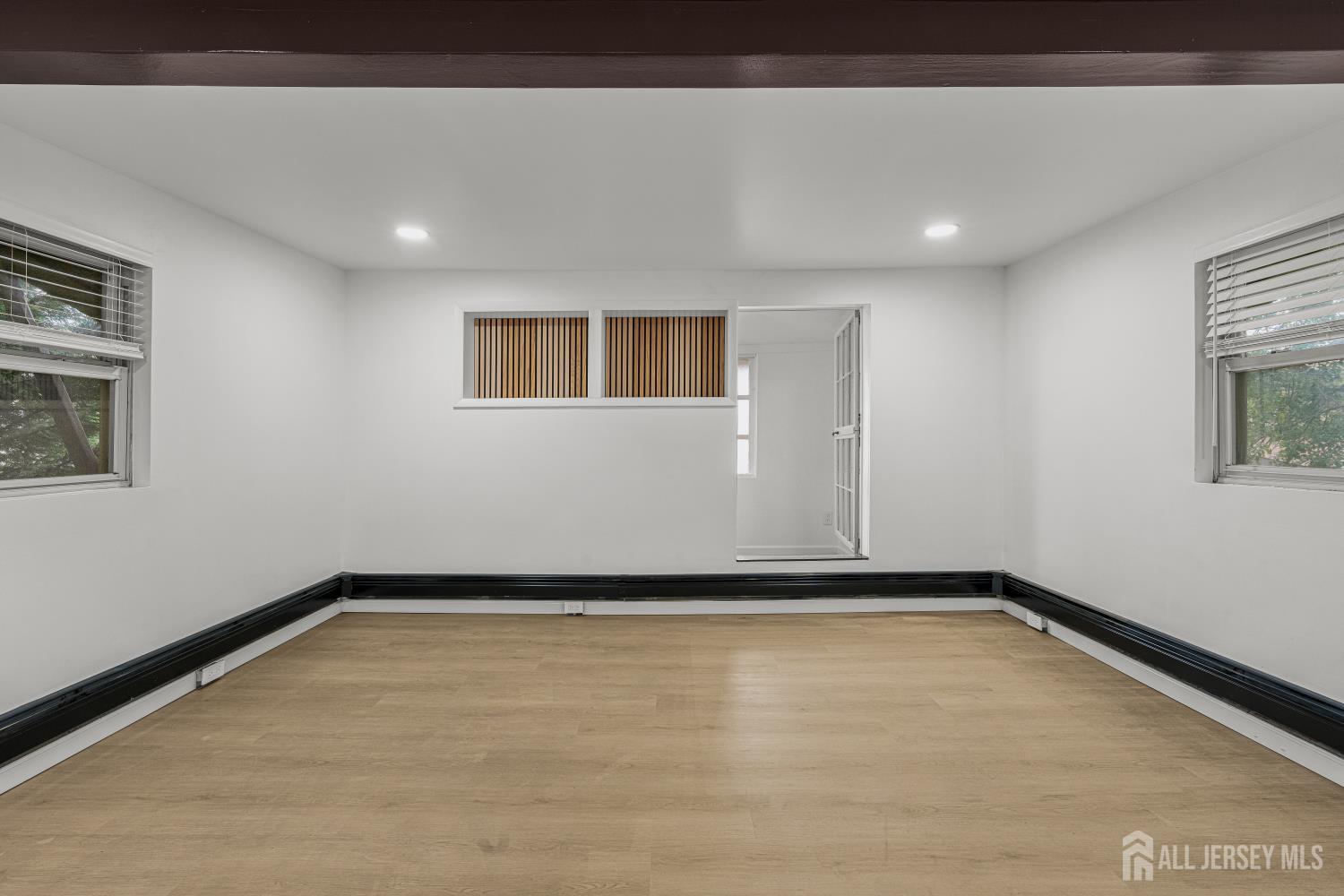 309 S 2nd Avenue, Highland Park, NJ, 08904 image 51