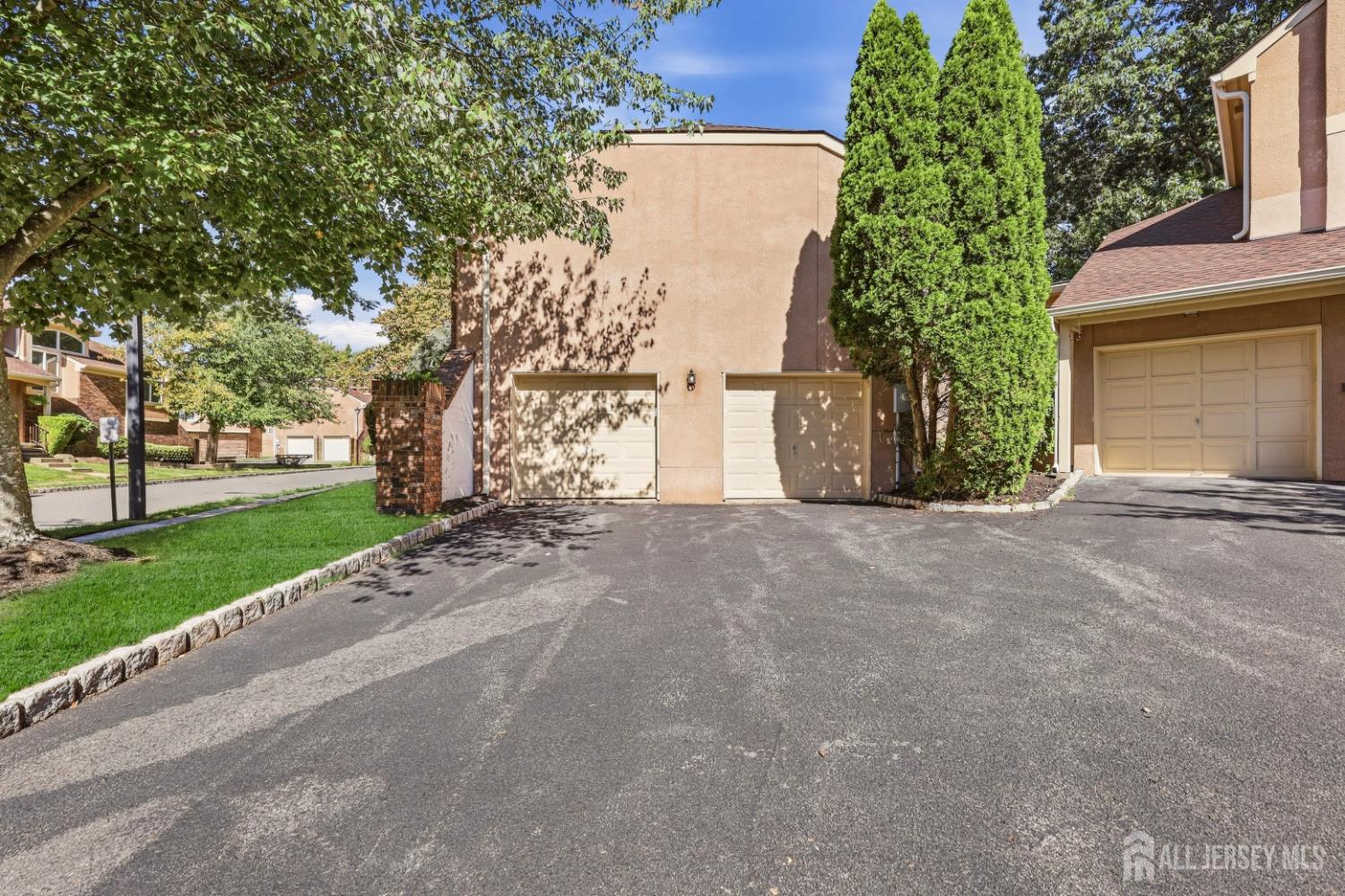 118 Kingsland Circle Image 4