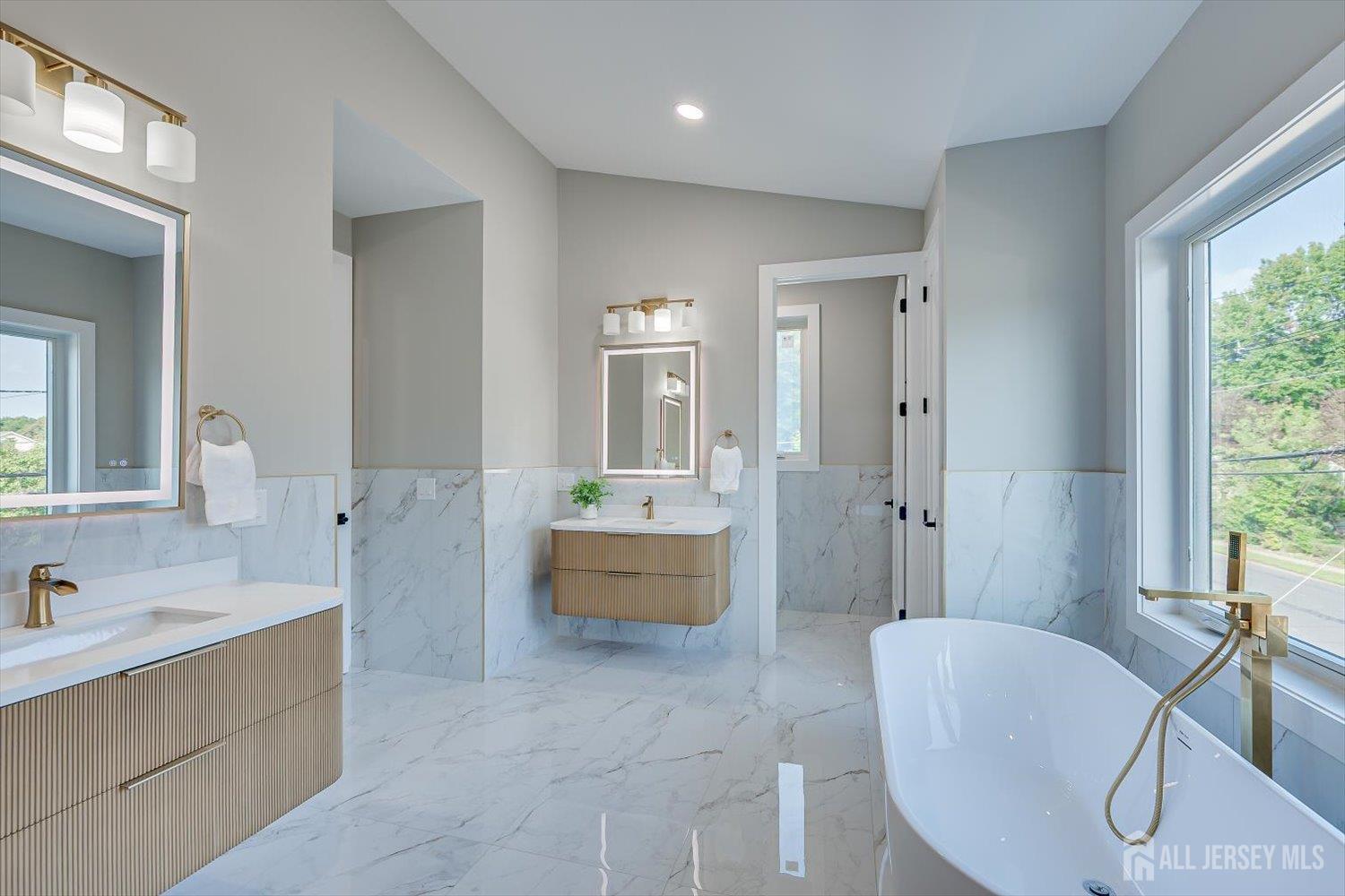 54 Nevsky Street, Edison, NJ, 08820 image 56