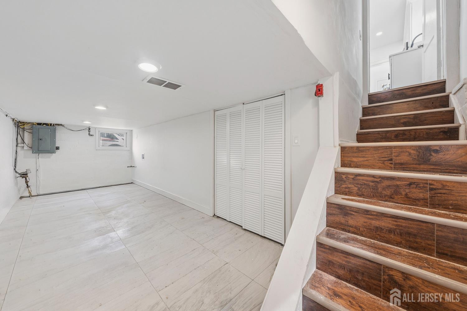 203 S washington Street, Dunellen, NJ, 08812 image 28