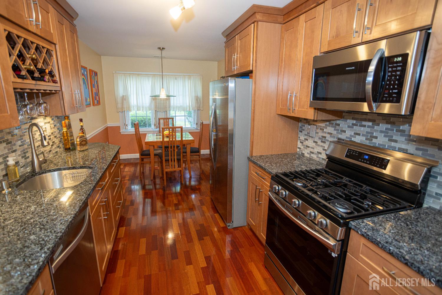 113 Woodmere Drive, Sayreville, NJ, 08859
