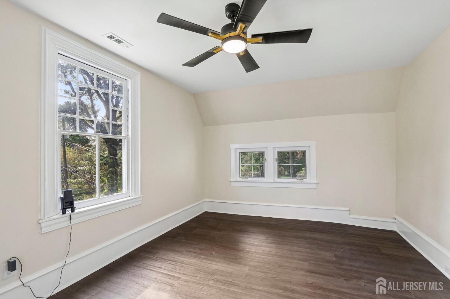 53 S Woodland Avenue, Woodbury Heights, NJ, 08096 image 18