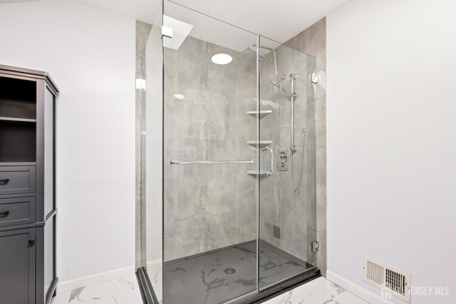 118 Kingsland Circle, South Brunswick, NJ, 08852 image 34
