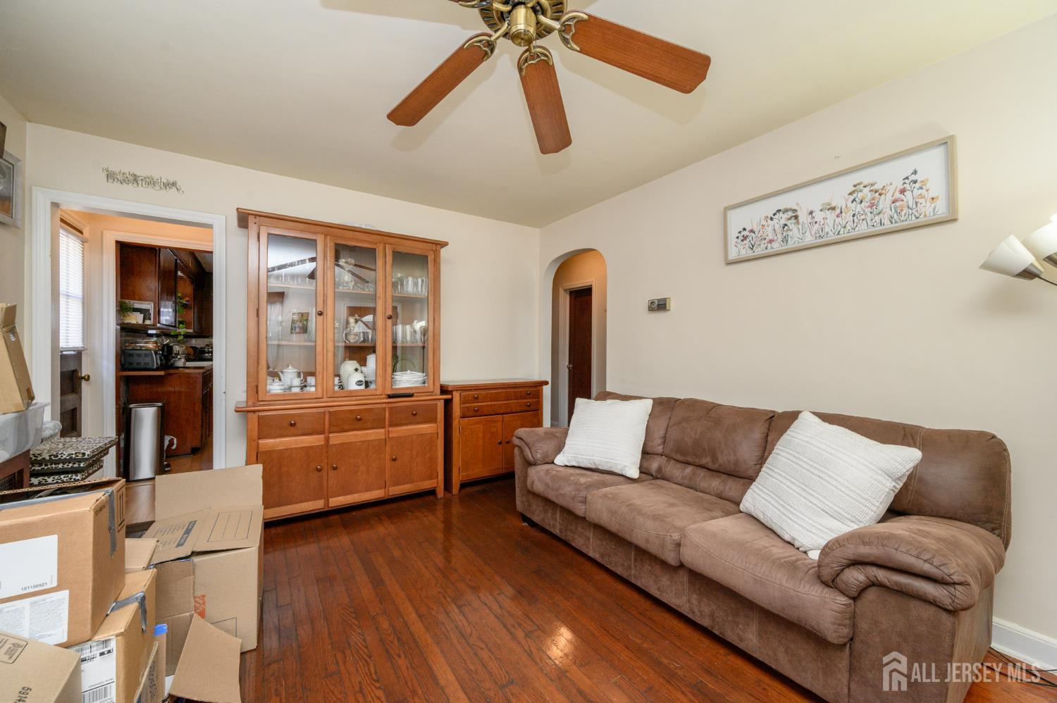 25 Broad Terrace Image 5