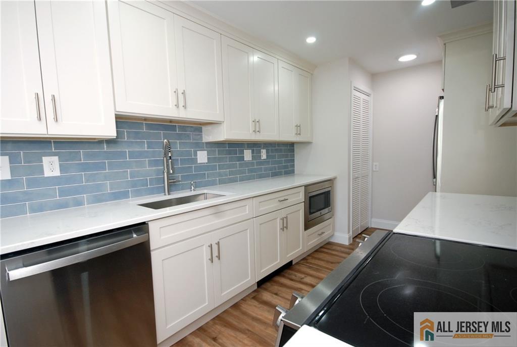 187 Newport Road A, Monroe, NJ, 08831 image 19
