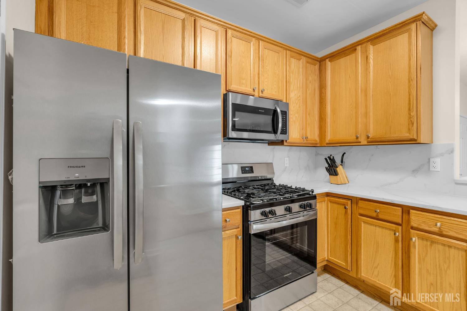 313 Sophee Lane, Lakewood, NJ, 08701 image 9