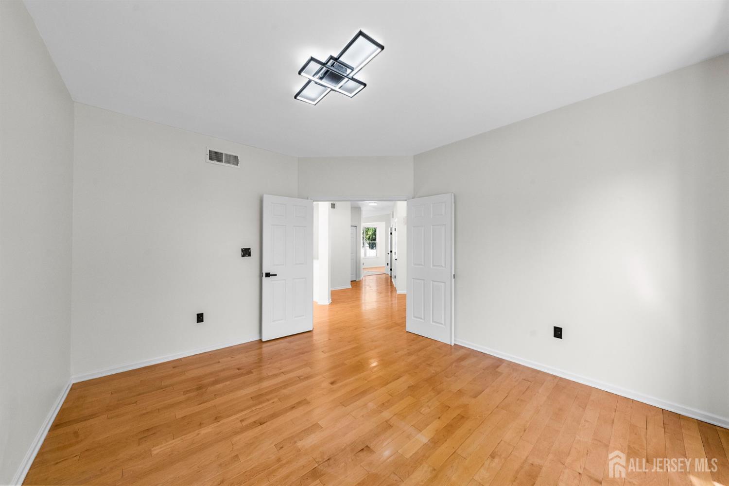 7 Hauser Lane, Old Bridge, NJ, 07747 image 11