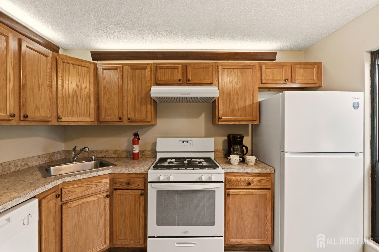 360 Bromley Place, East Brunswick, NJ, 08816 image 17
