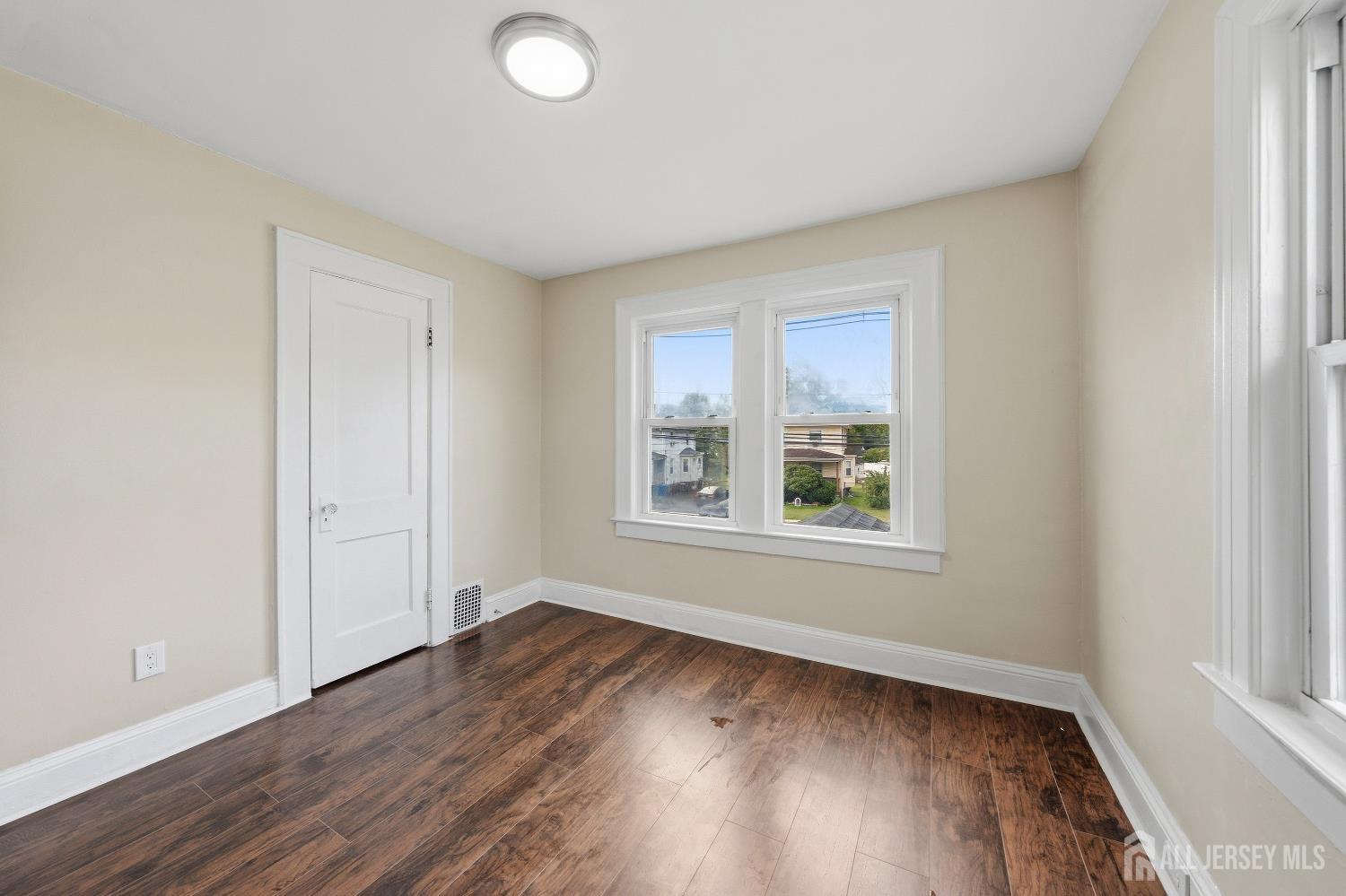 203 S washington Street, Dunellen, NJ, 08812 image 8