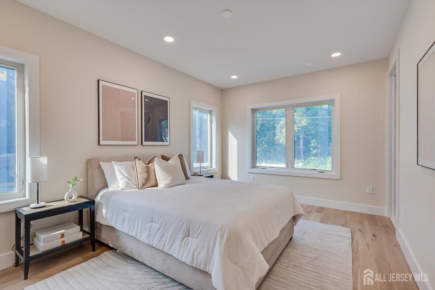 54 Nevsky Street, Edison, NJ, 08820 image 36