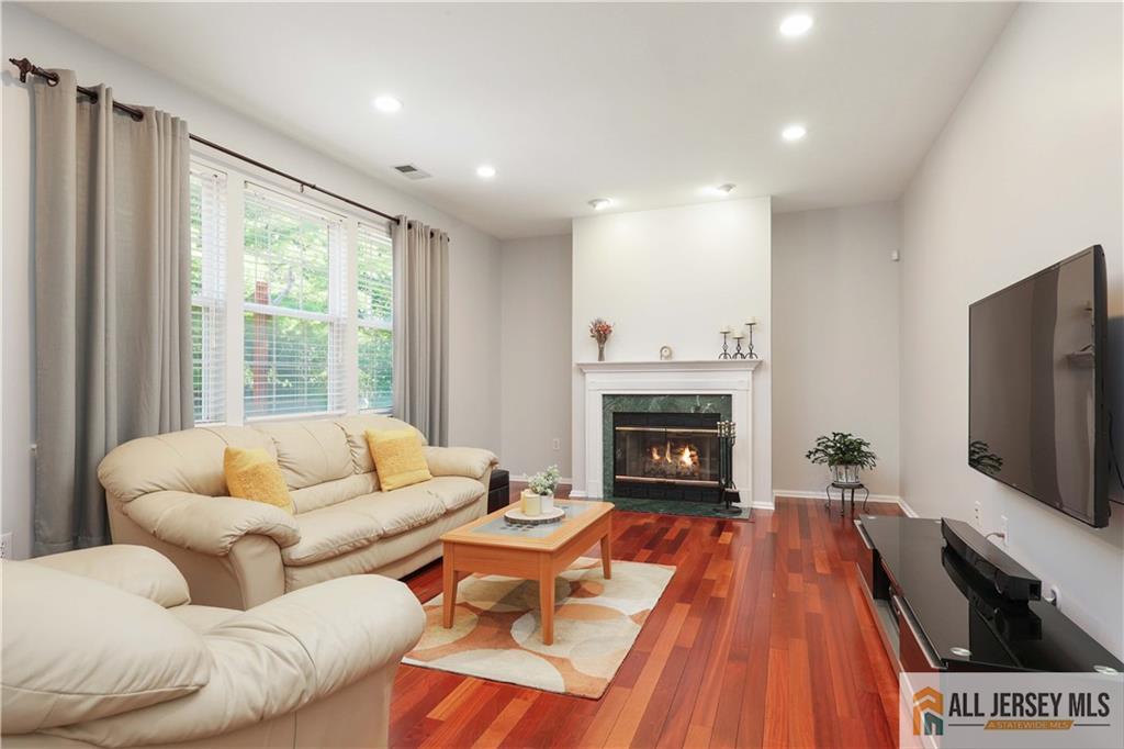 24 Hyde Park Drive, East Brunswick, NJ, 08816 image 11