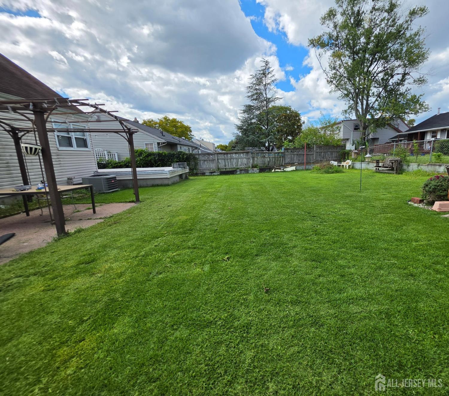 24 Louis Street, Sayreville, NJ, 08859 image 15